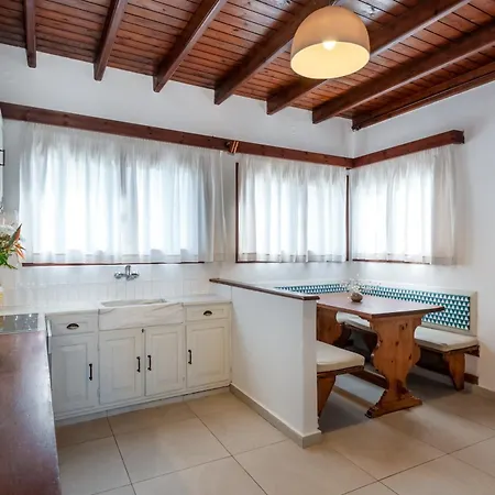 2 Sea View As 1 By Chania Living Stories *